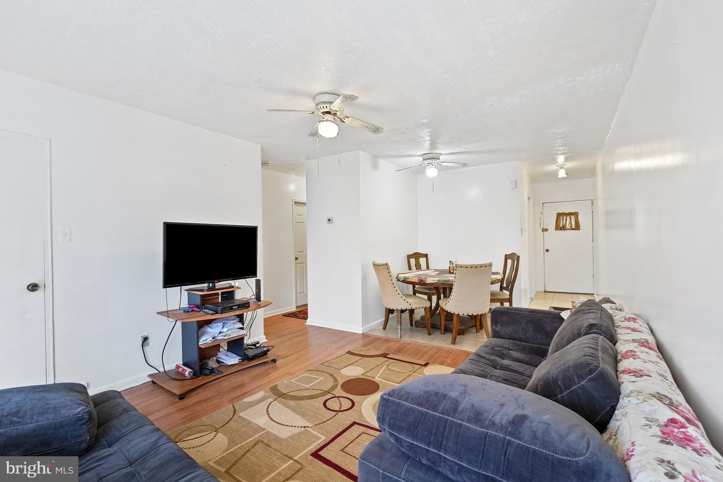 7523 Greenleaf Road photo 16