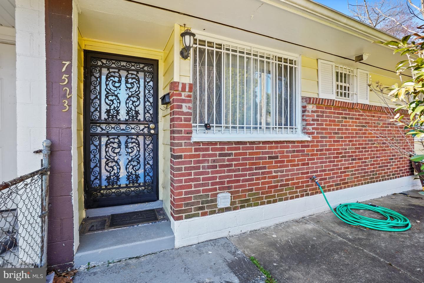 7523 Greenleaf Road photo 5
