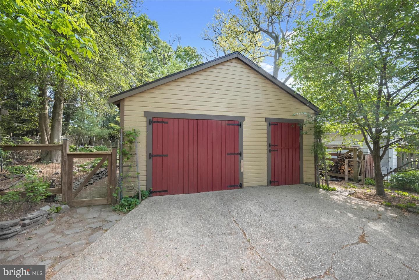 4014 Tennyson Road photo 35