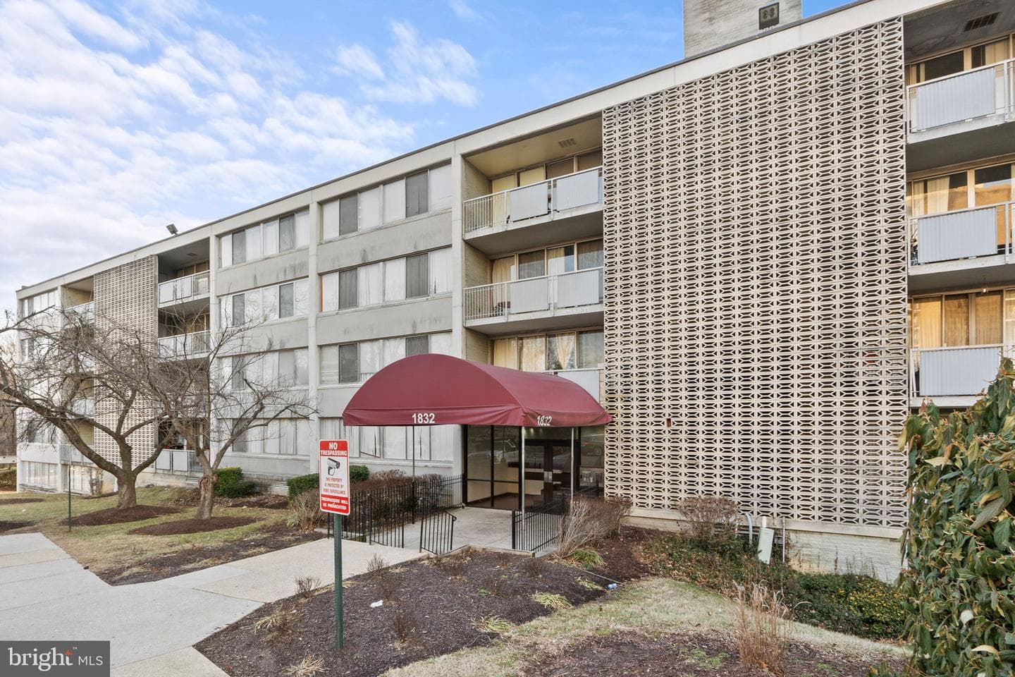 1832 Metzerott #303, Adelphi