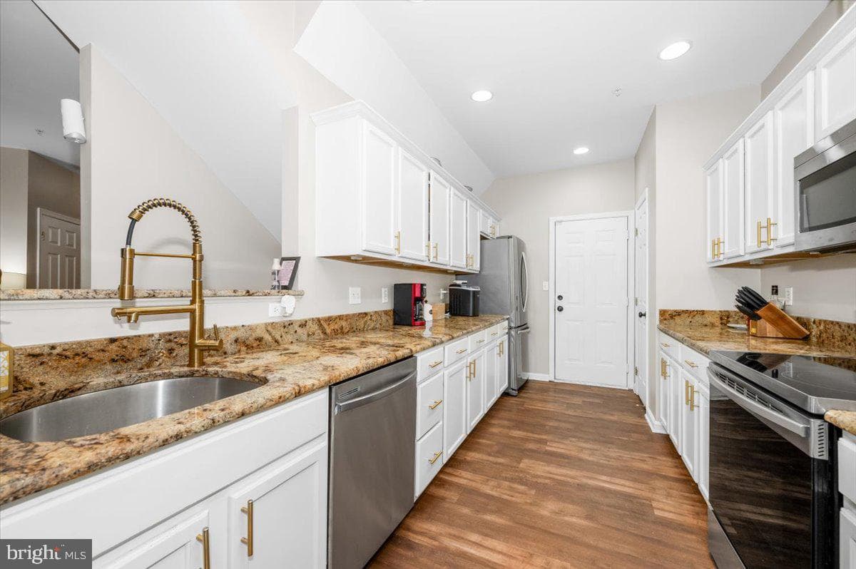 14257 Hampshire Hall Court #g-707 photo 12