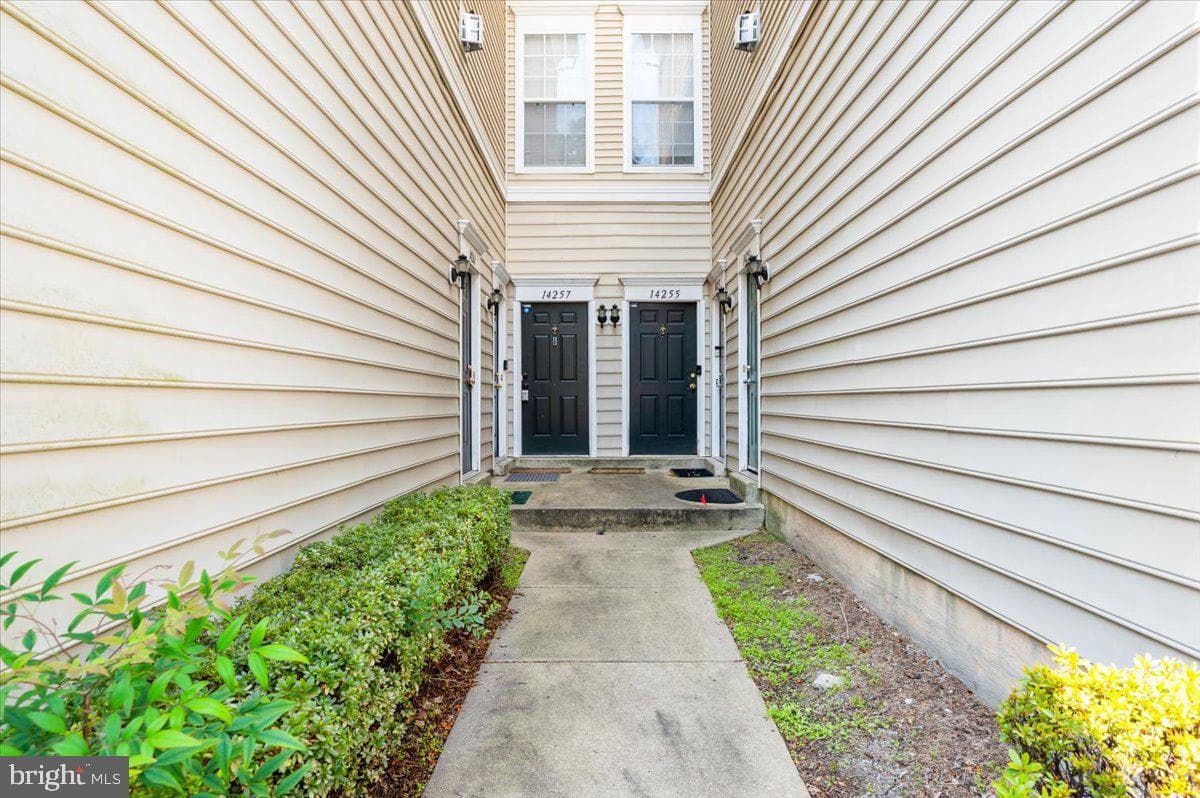 14257 Hampshire Hall Court #g-707 photo 2