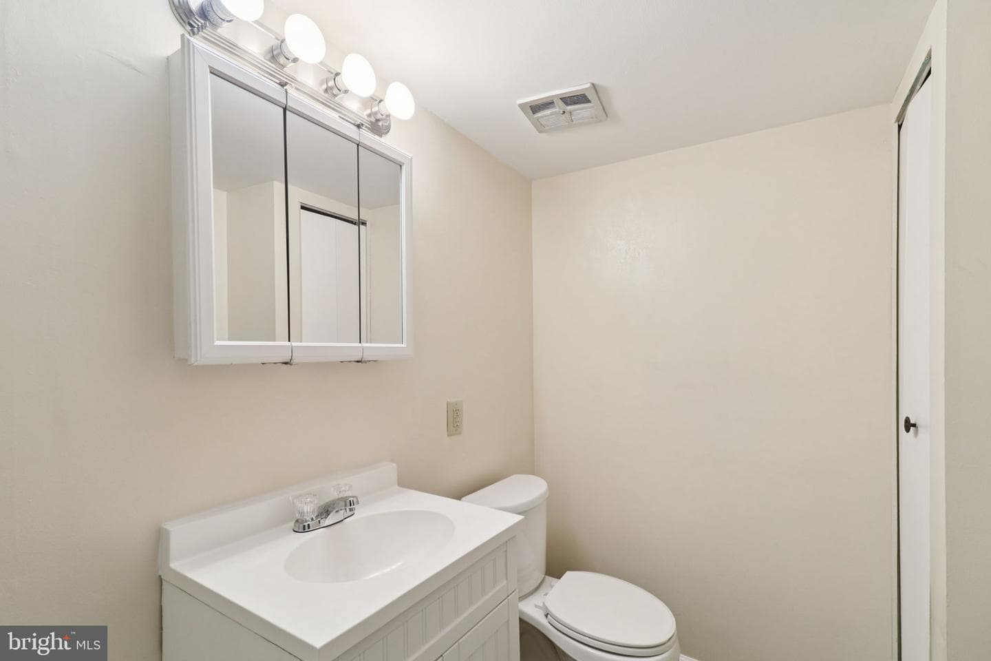 10117 Prince Place #303-2b photo 26