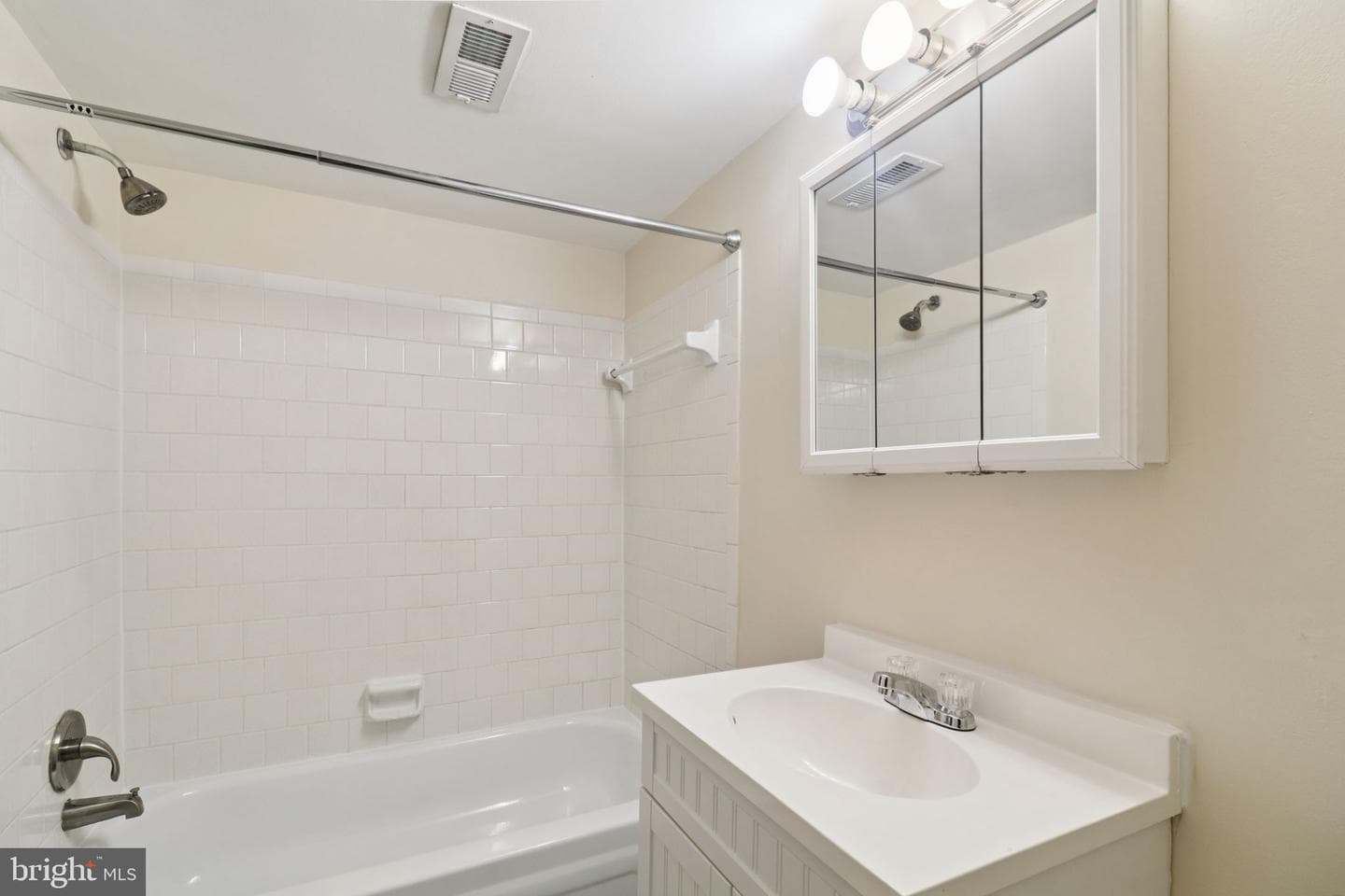 10117 Prince Place #303-2b photo 27