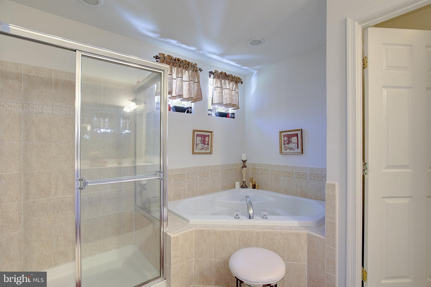 5714 Edge Avenue photo 37