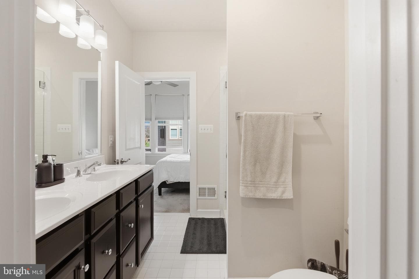 2519 Crimson Fox Drive photo 14