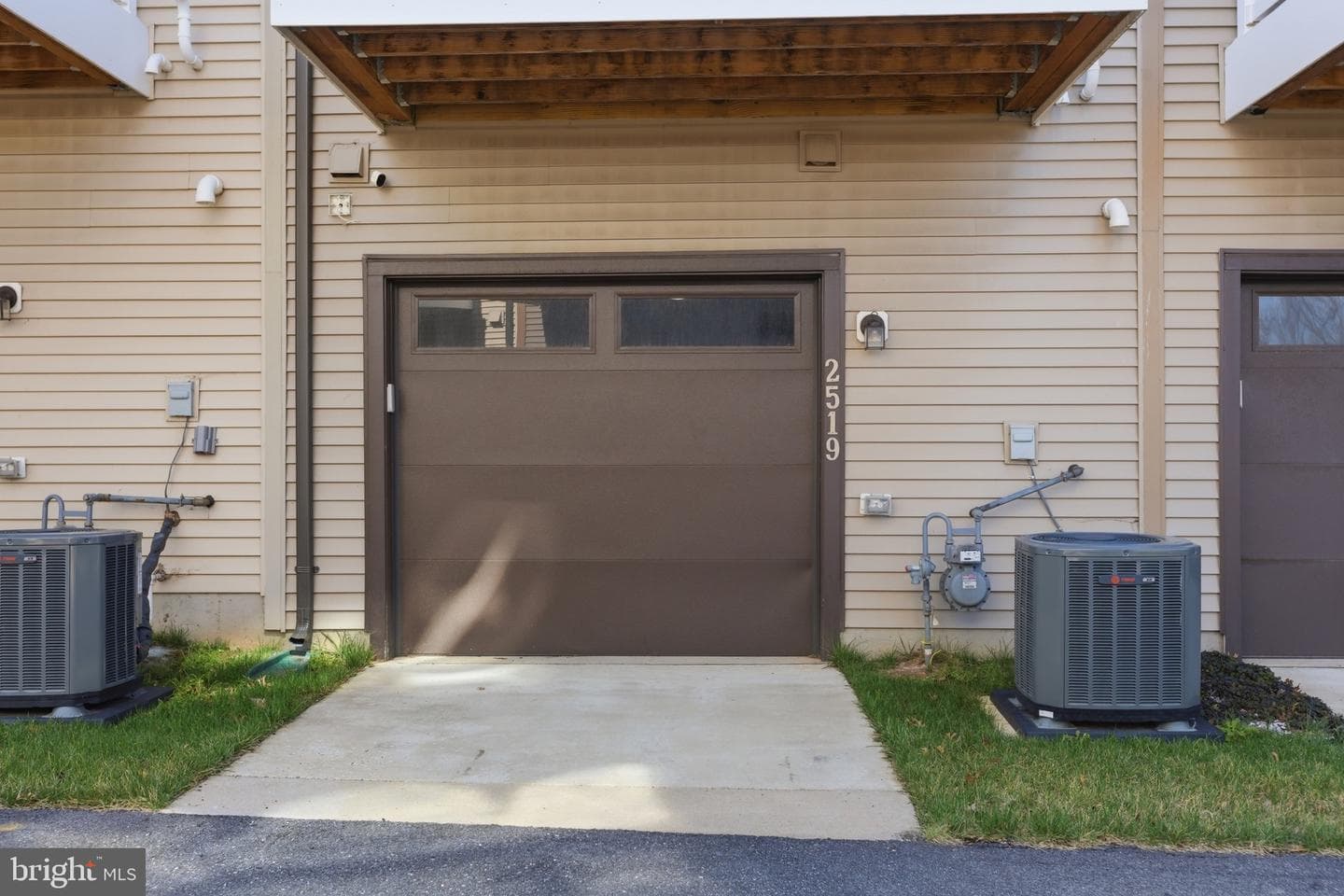 2519 Crimson Fox Drive photo 23