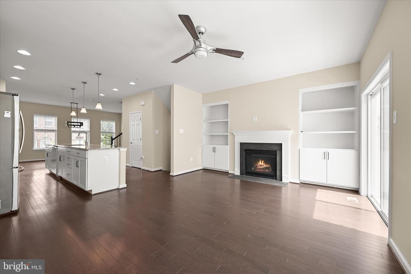 7204 Barrberry Lane photo 4