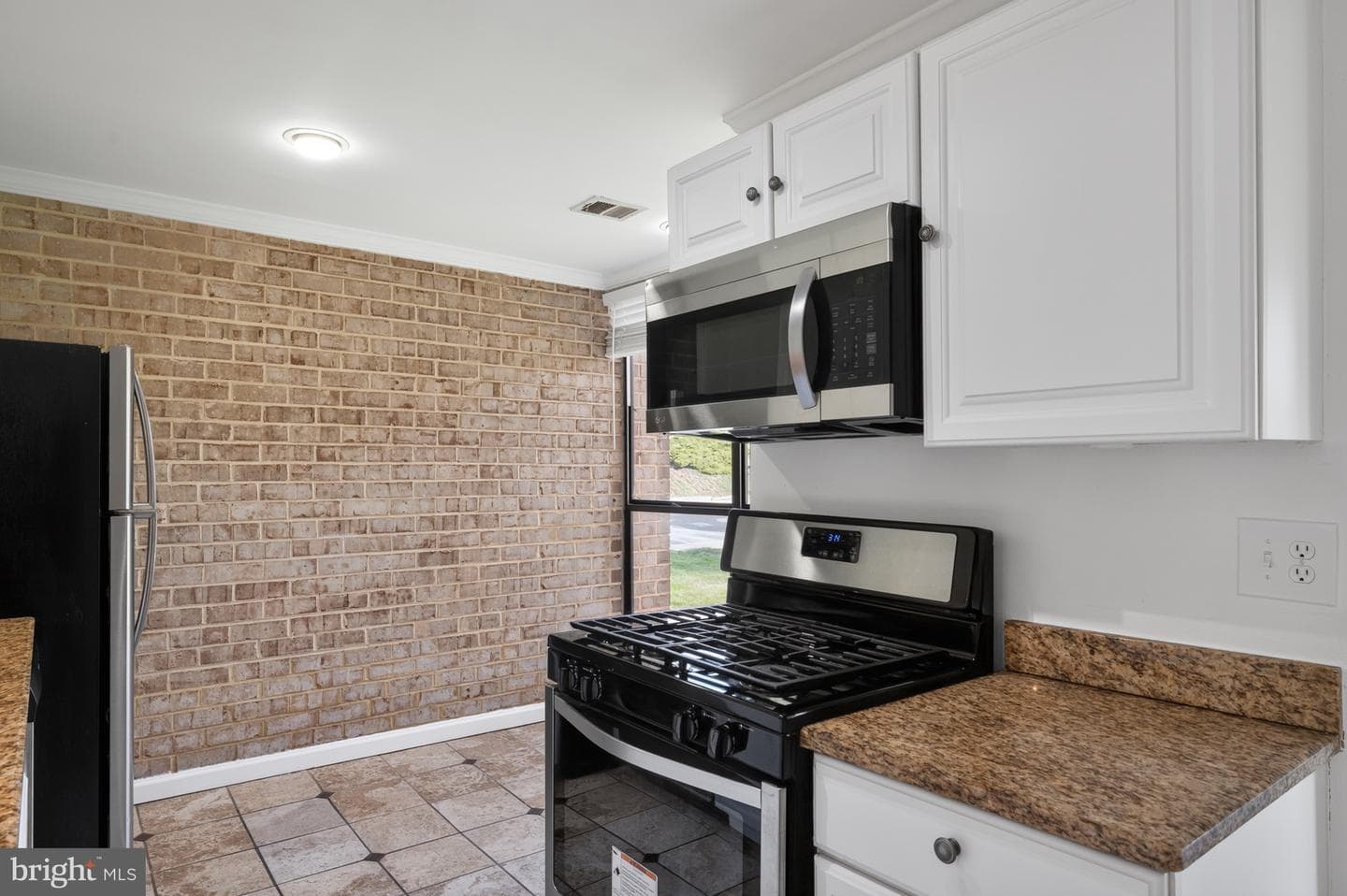 3348 Huntley Square Drive #b photo 13