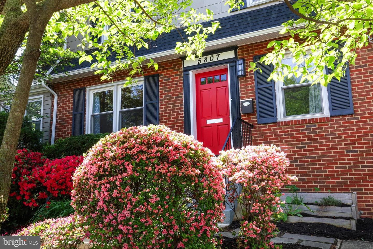 5807 Carlyle photo 20