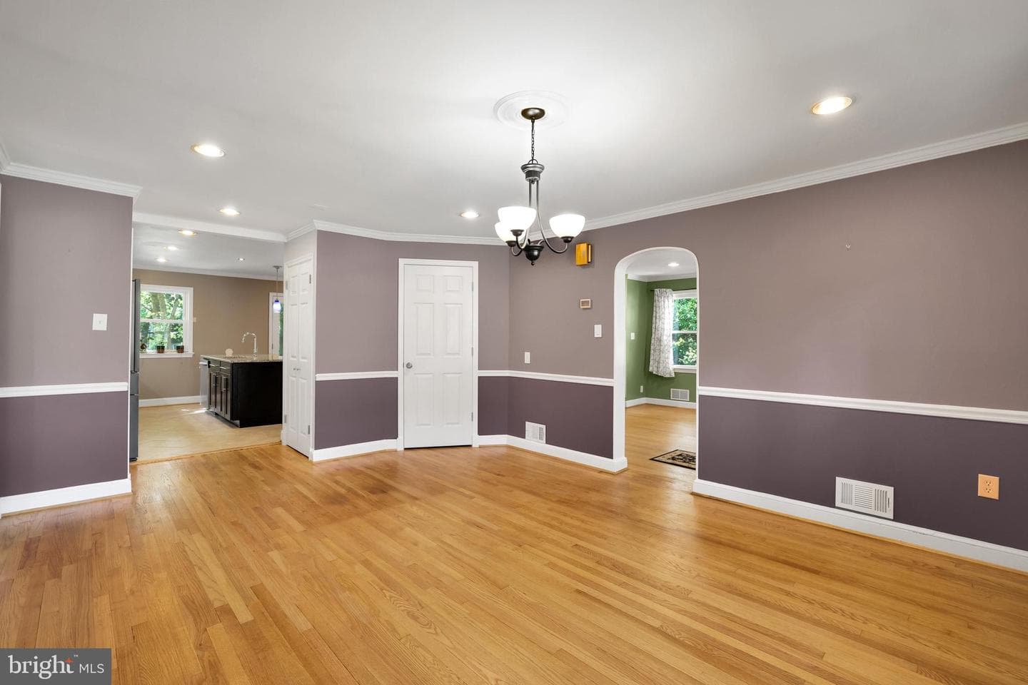 5807 Carlyle photo 25