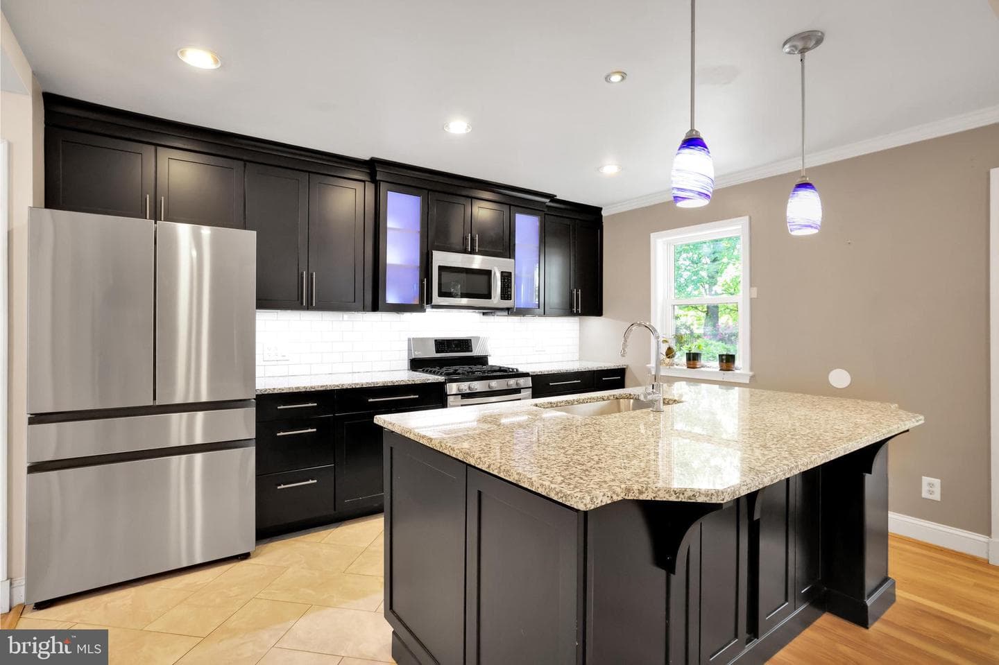 5807 Carlyle photo 29