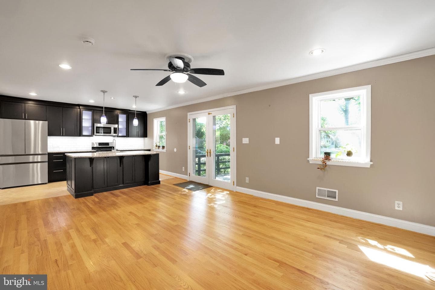 5807 Carlyle photo 30