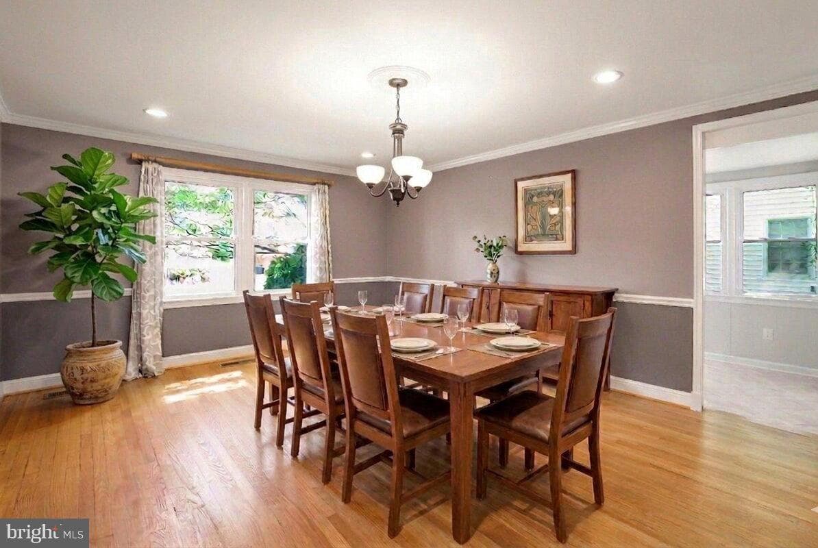 5807 Carlyle photo 4