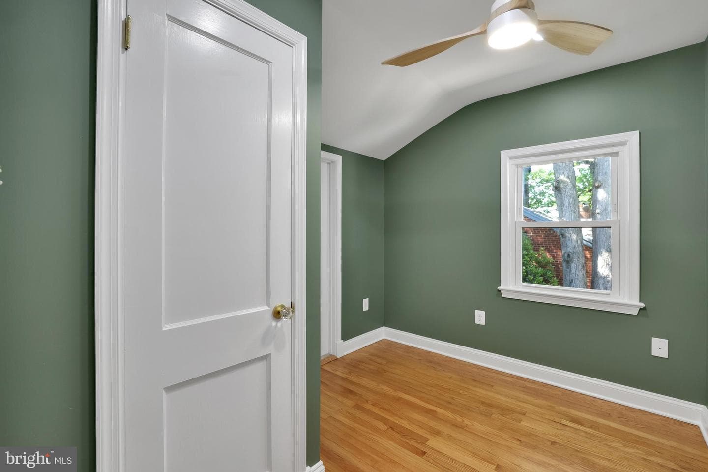 5807 Carlyle photo 47