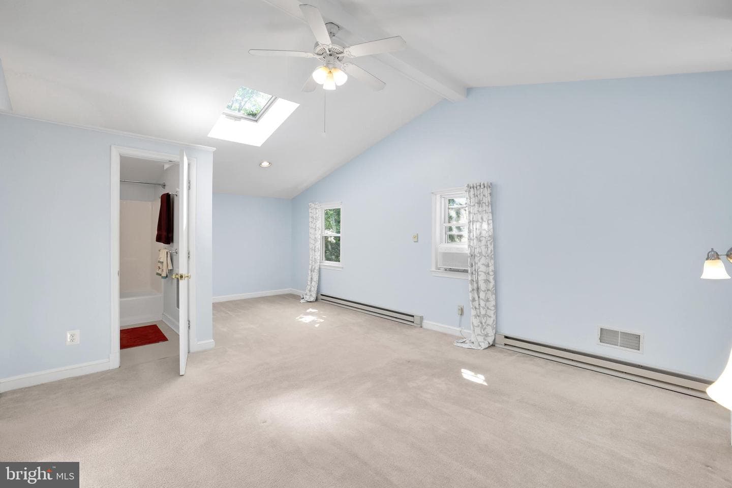 5807 Carlyle photo 51
