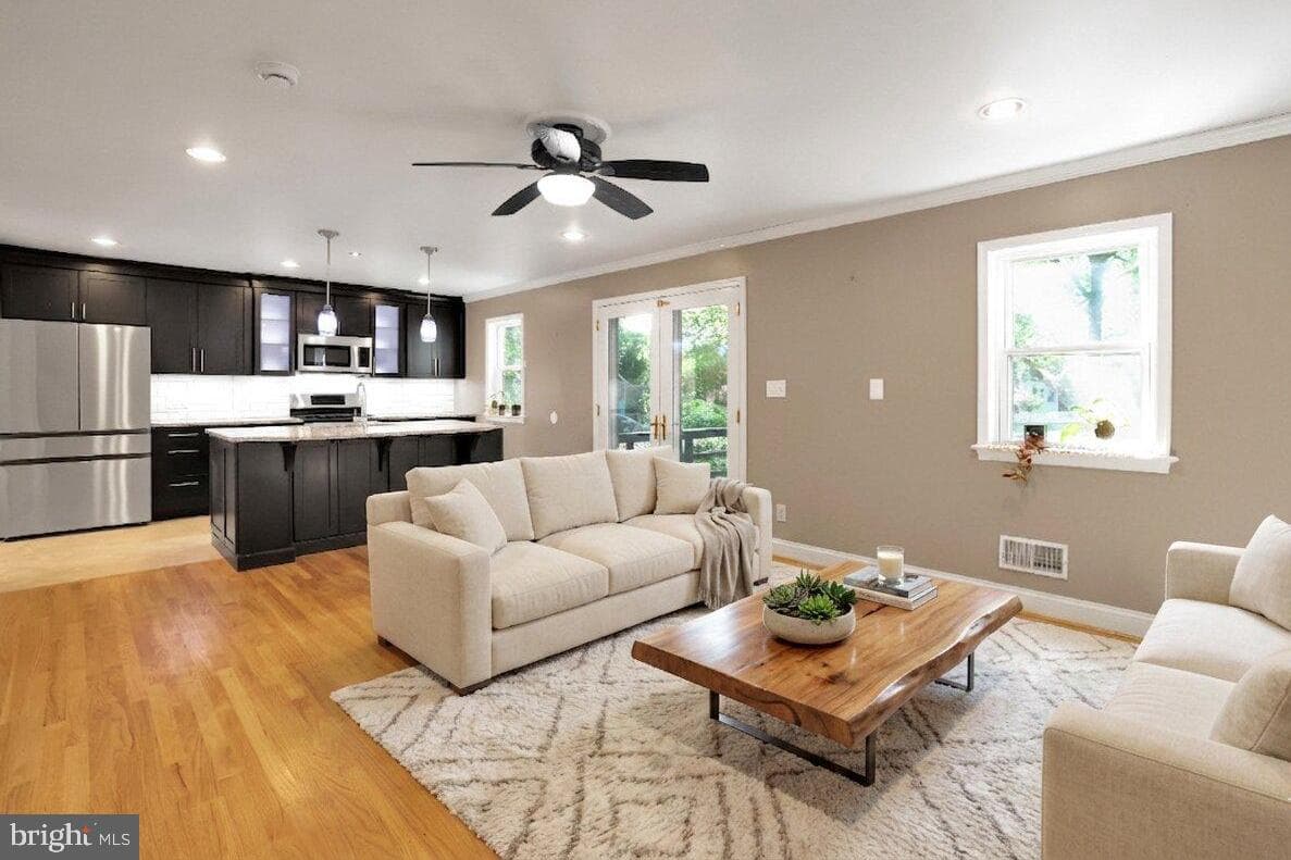 5807 Carlyle photo 6