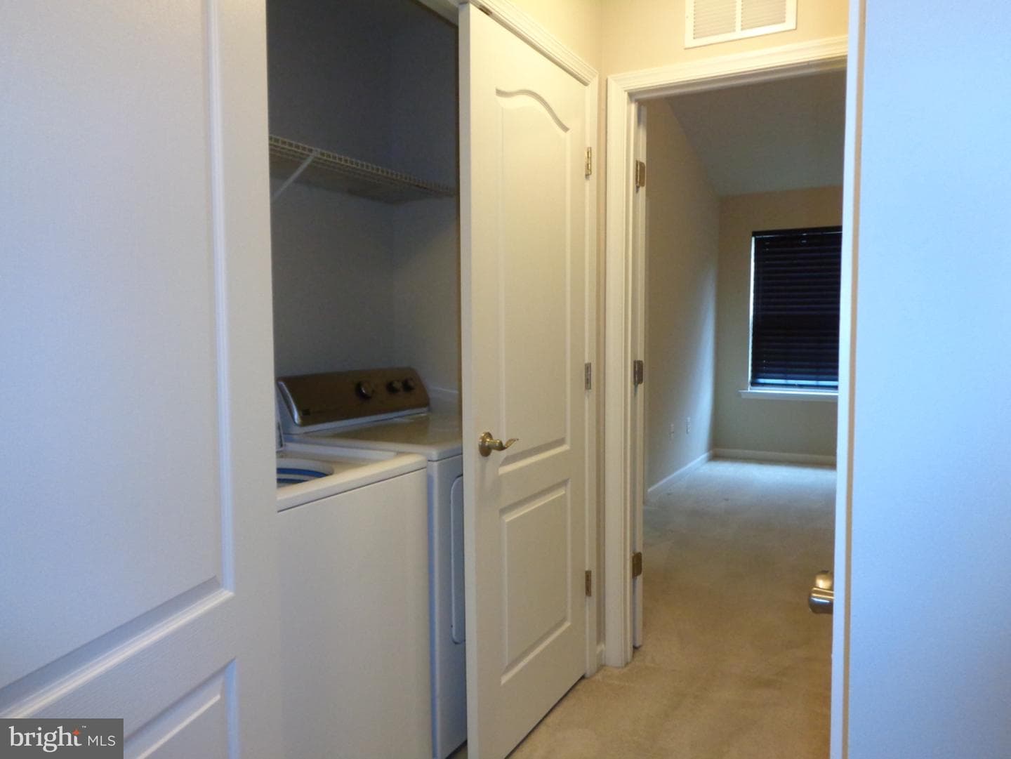 528 Victorianna Drive photo 16