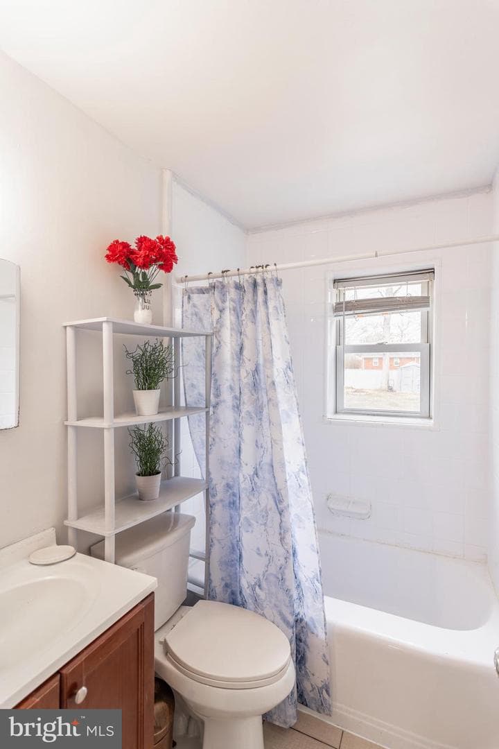 9406 Sheridan Street photo 10