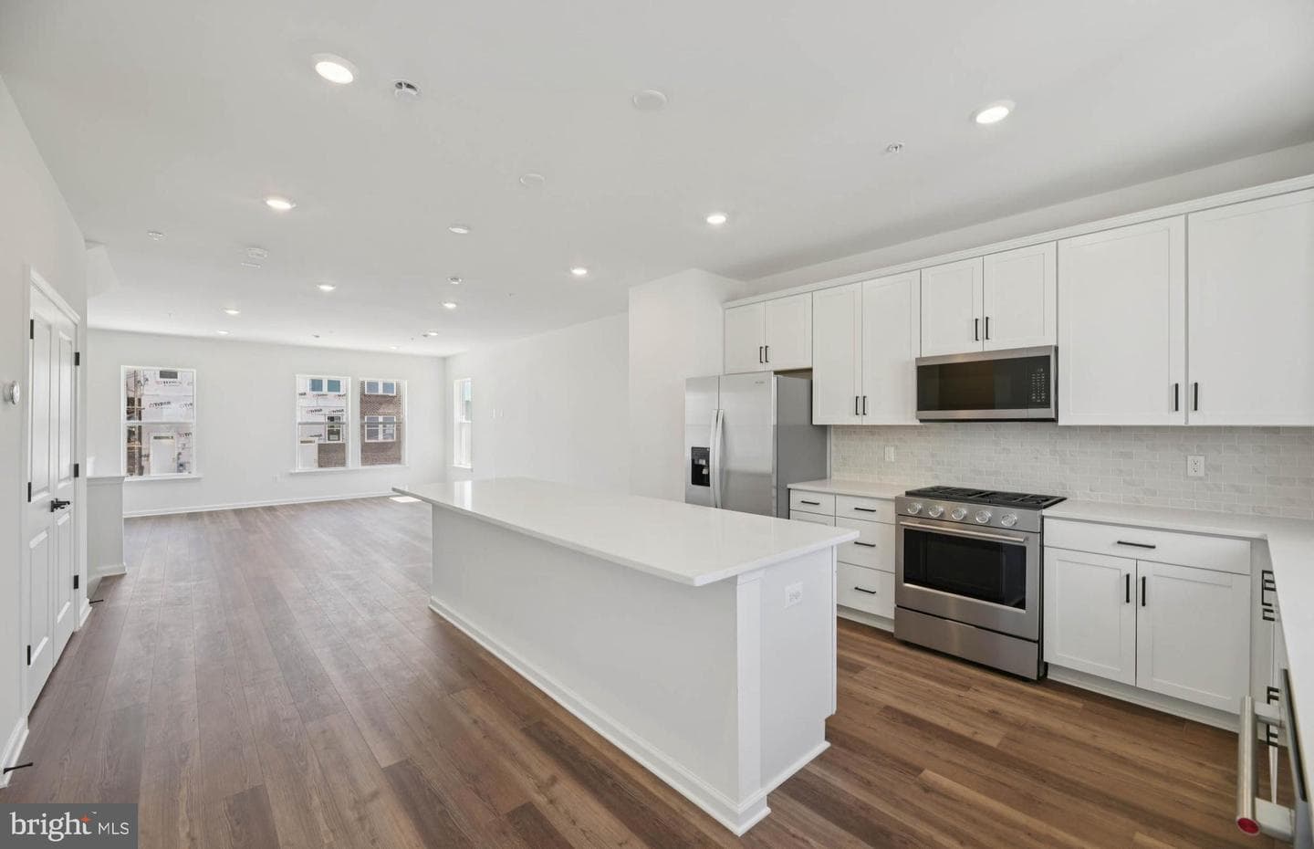 4207 Eliza Court photo 3
