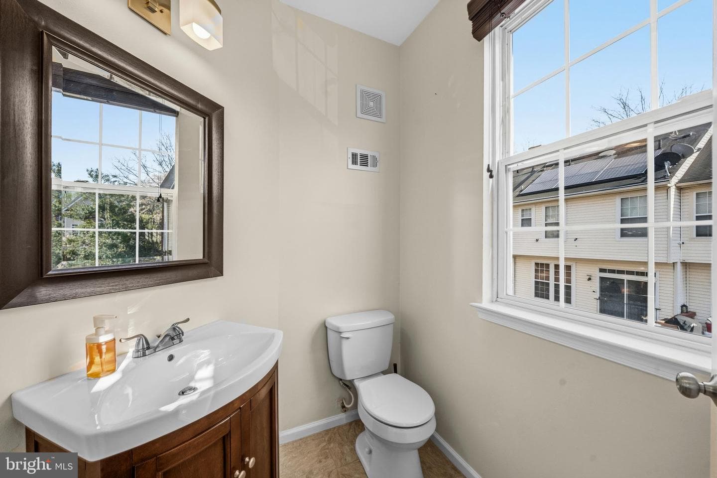 1701 Crimson Place photo 21
