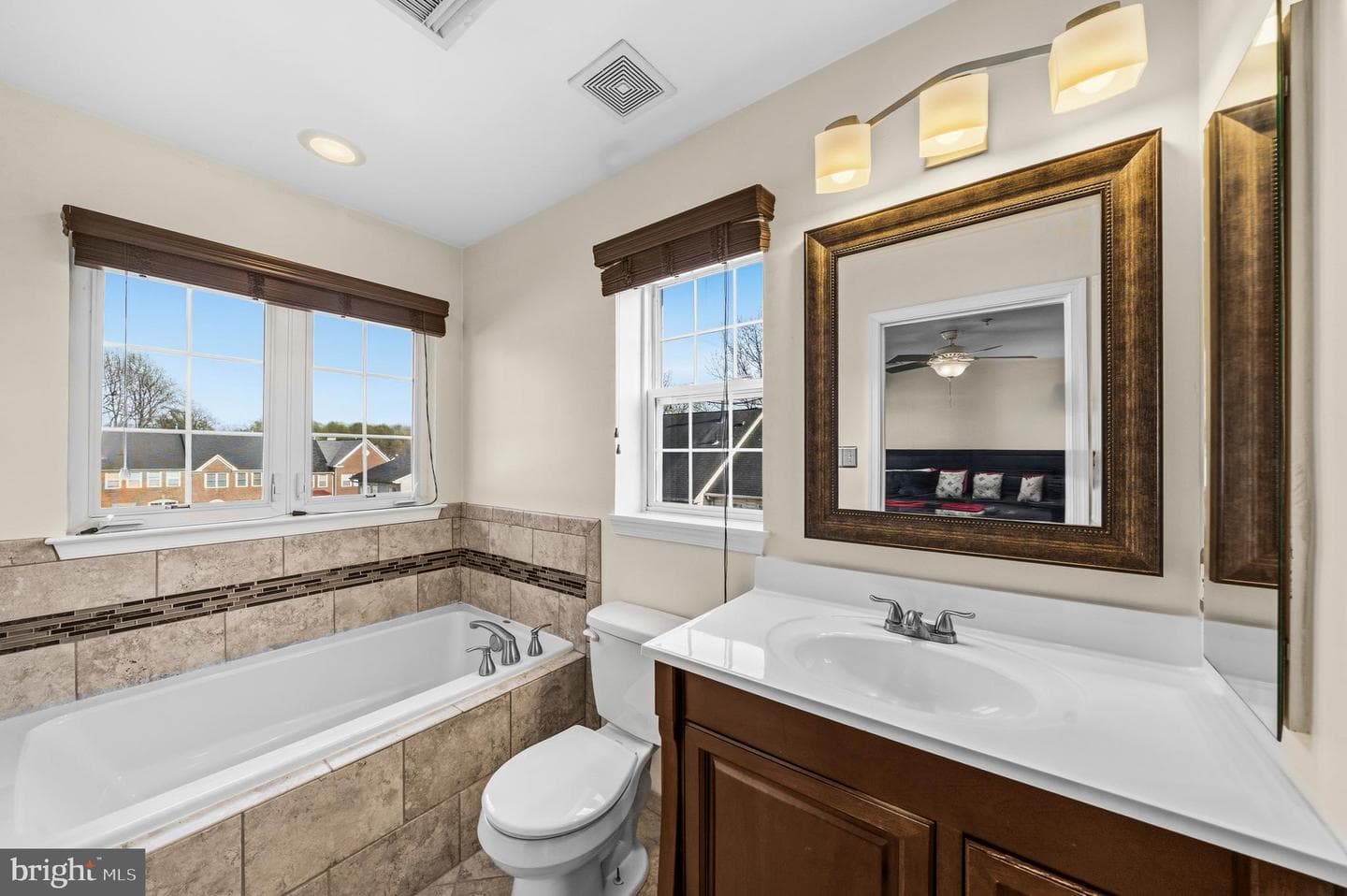 1701 Crimson Place photo 27