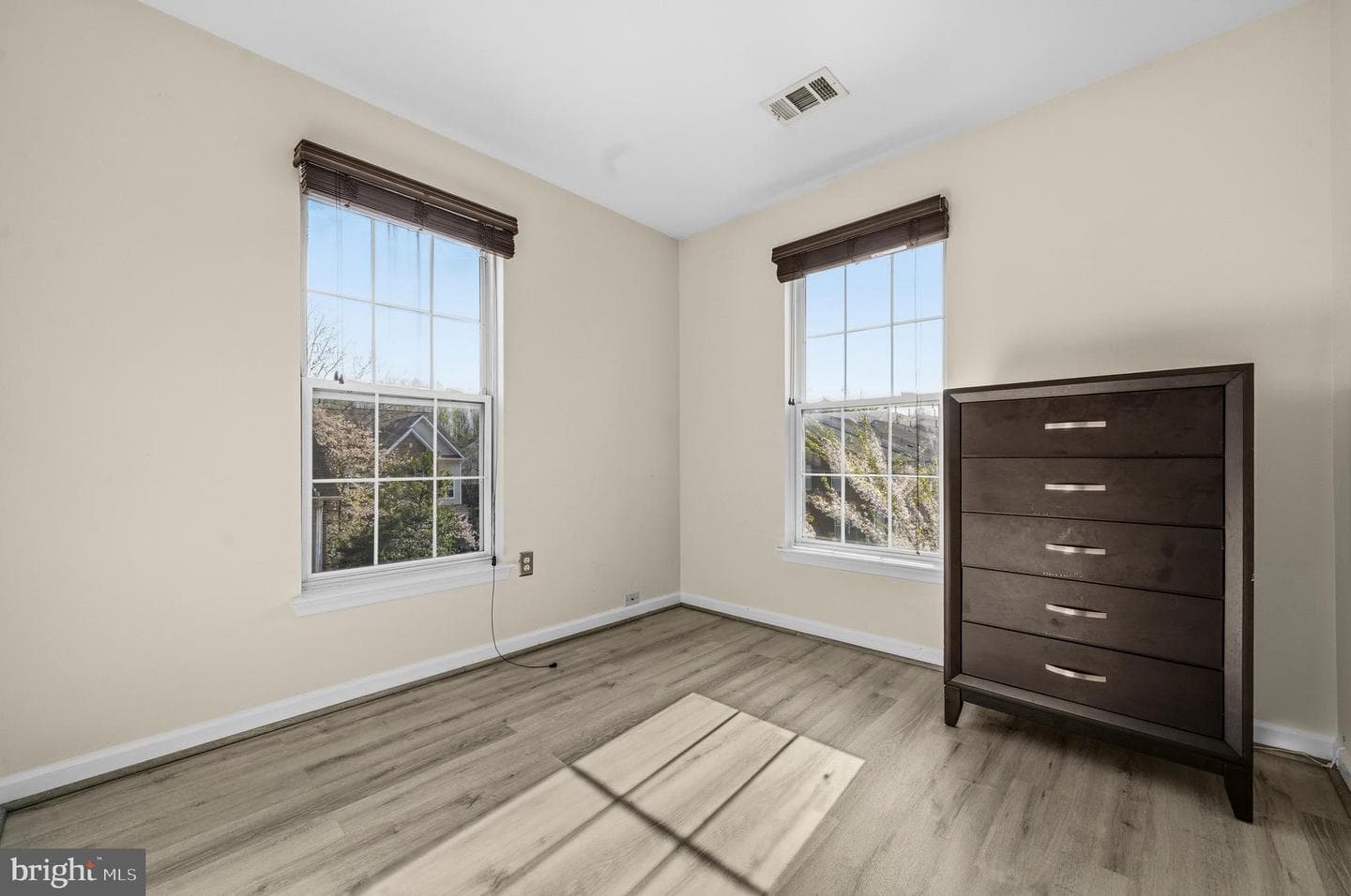 1701 Crimson Place photo 33