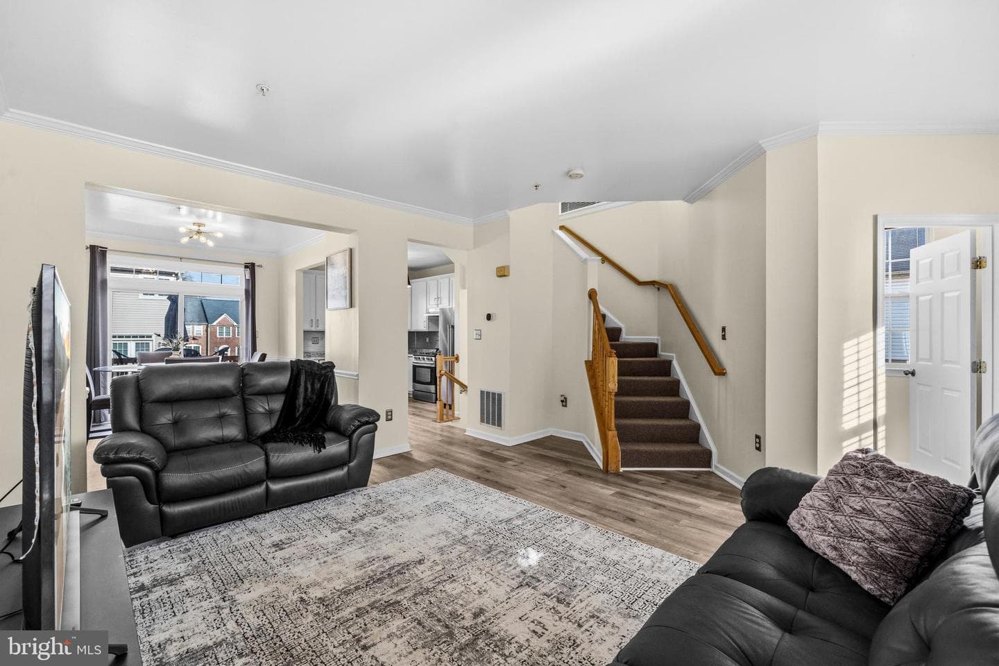 1701 Crimson Place photo 9