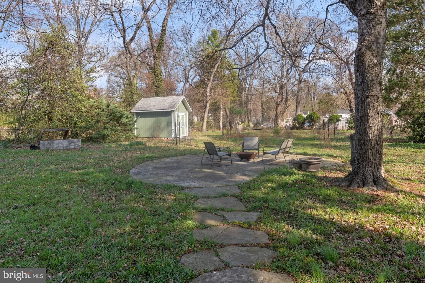4702 Longfellow Street photo 64