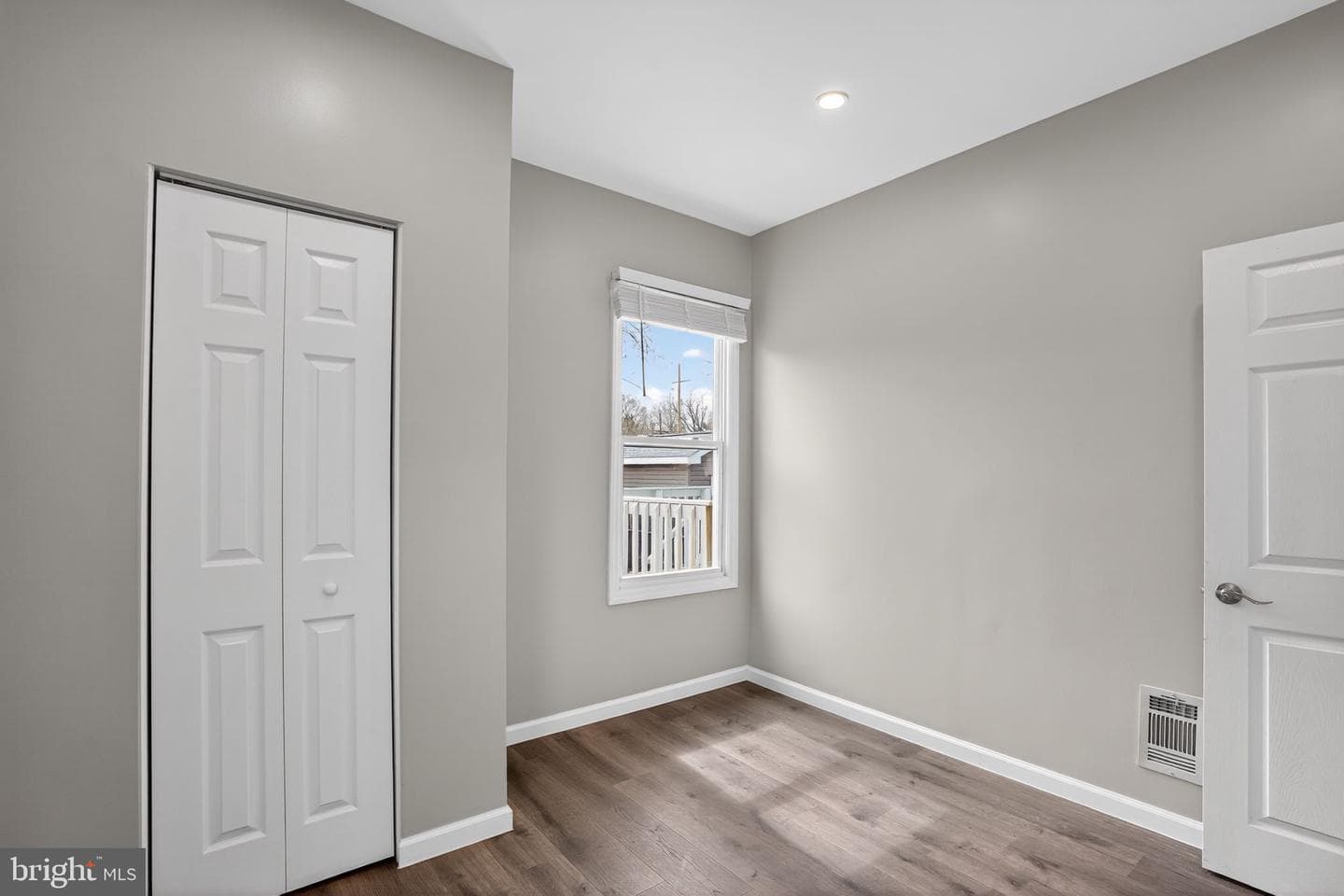 4103 Shepherd Street photo 16
