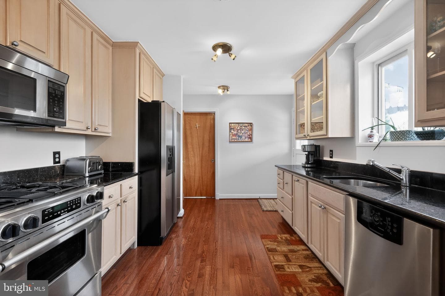 3200 Belleview Avenue photo 4