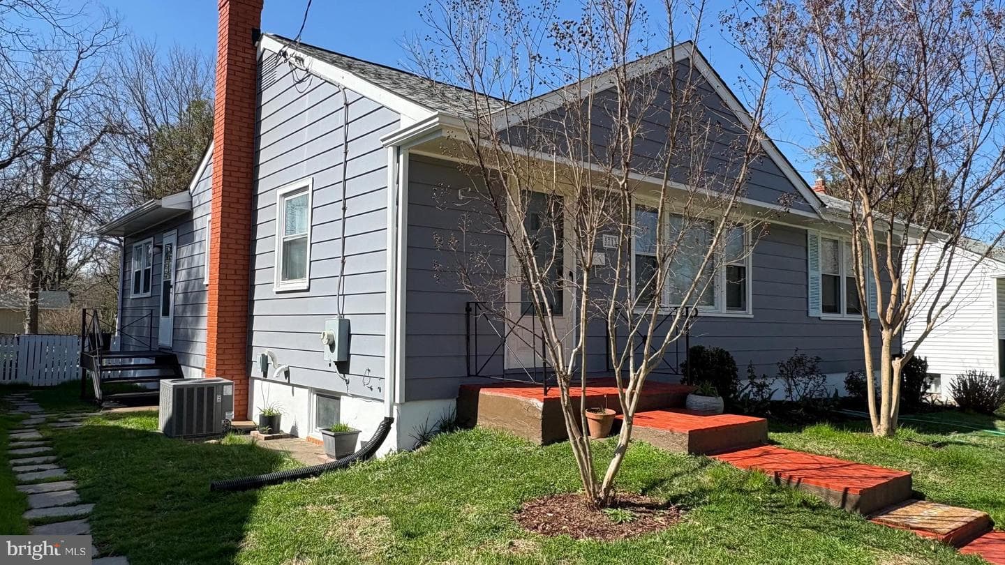 5713 Pontiac, Berwyn Heights