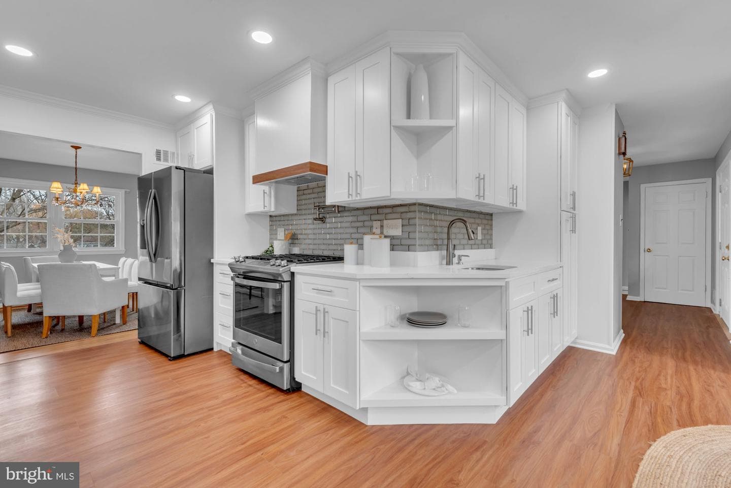 10115 Chickadee Lane photo 17