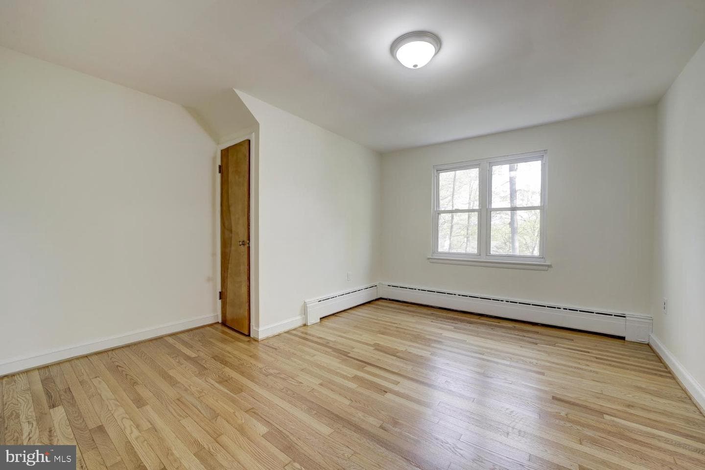 3911 Commander Drive photo 19