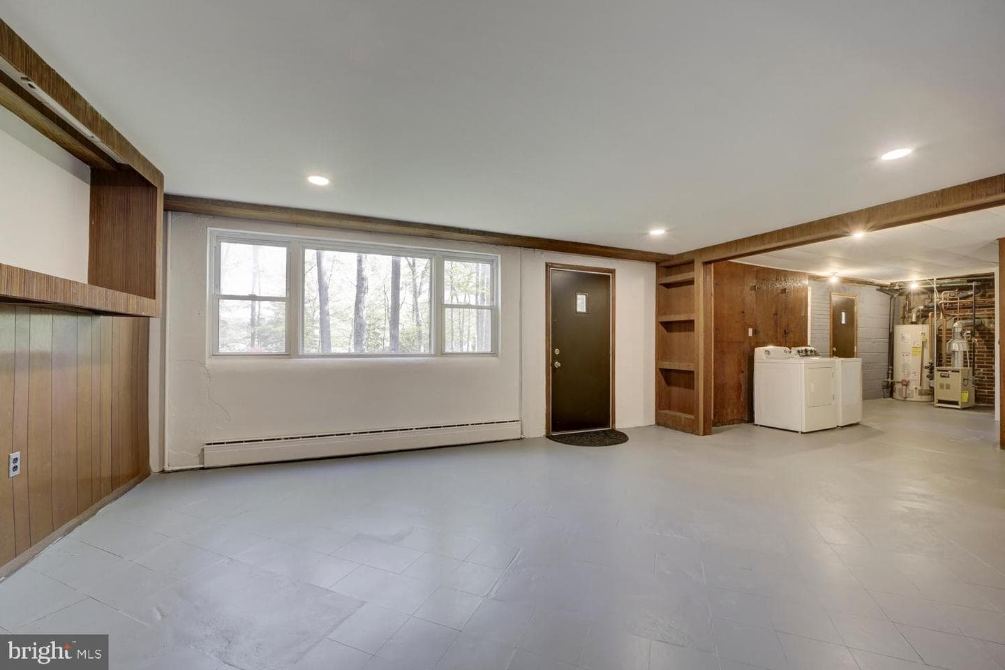 3911 Commander Drive photo 24