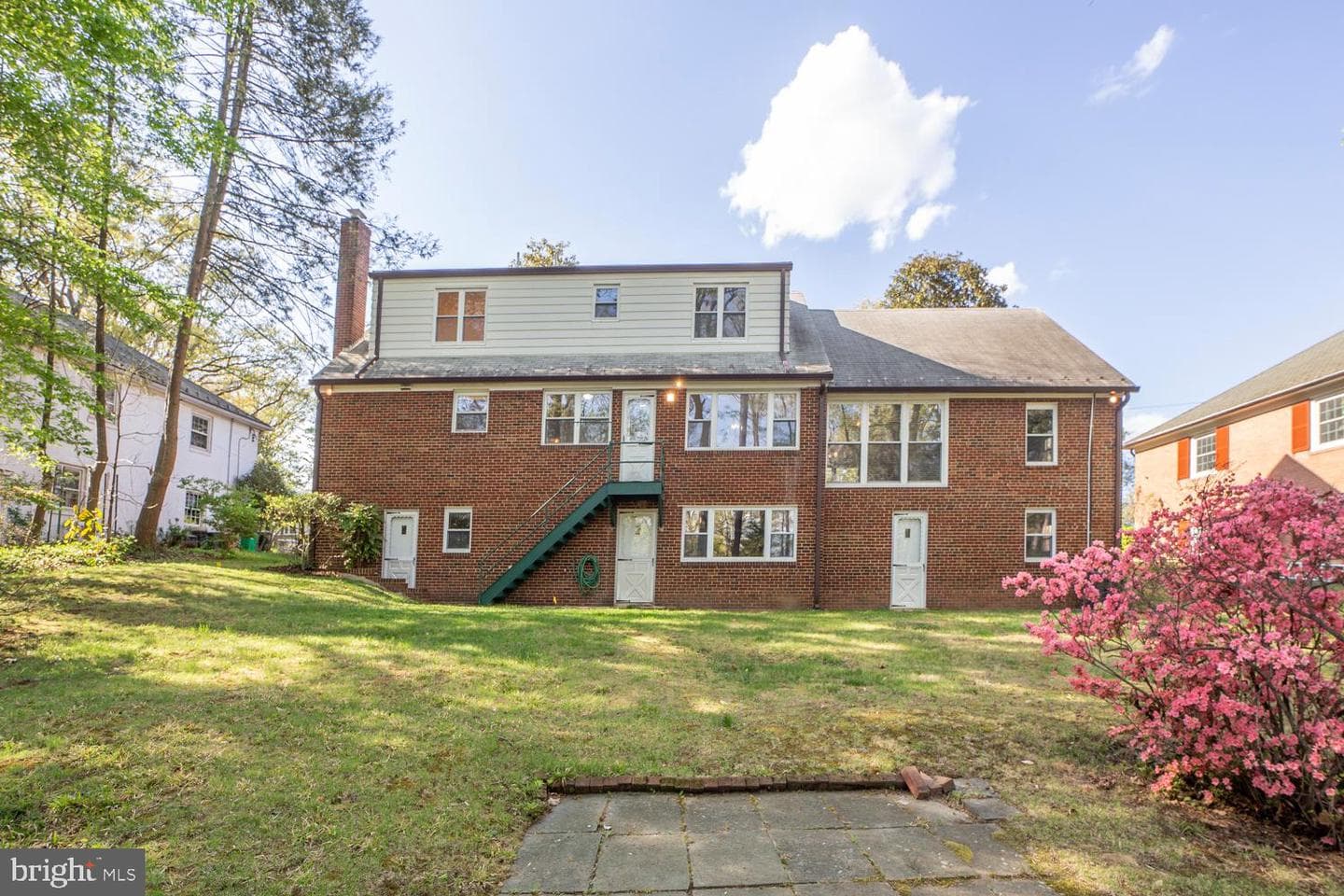 3911 Commander Drive photo 29
