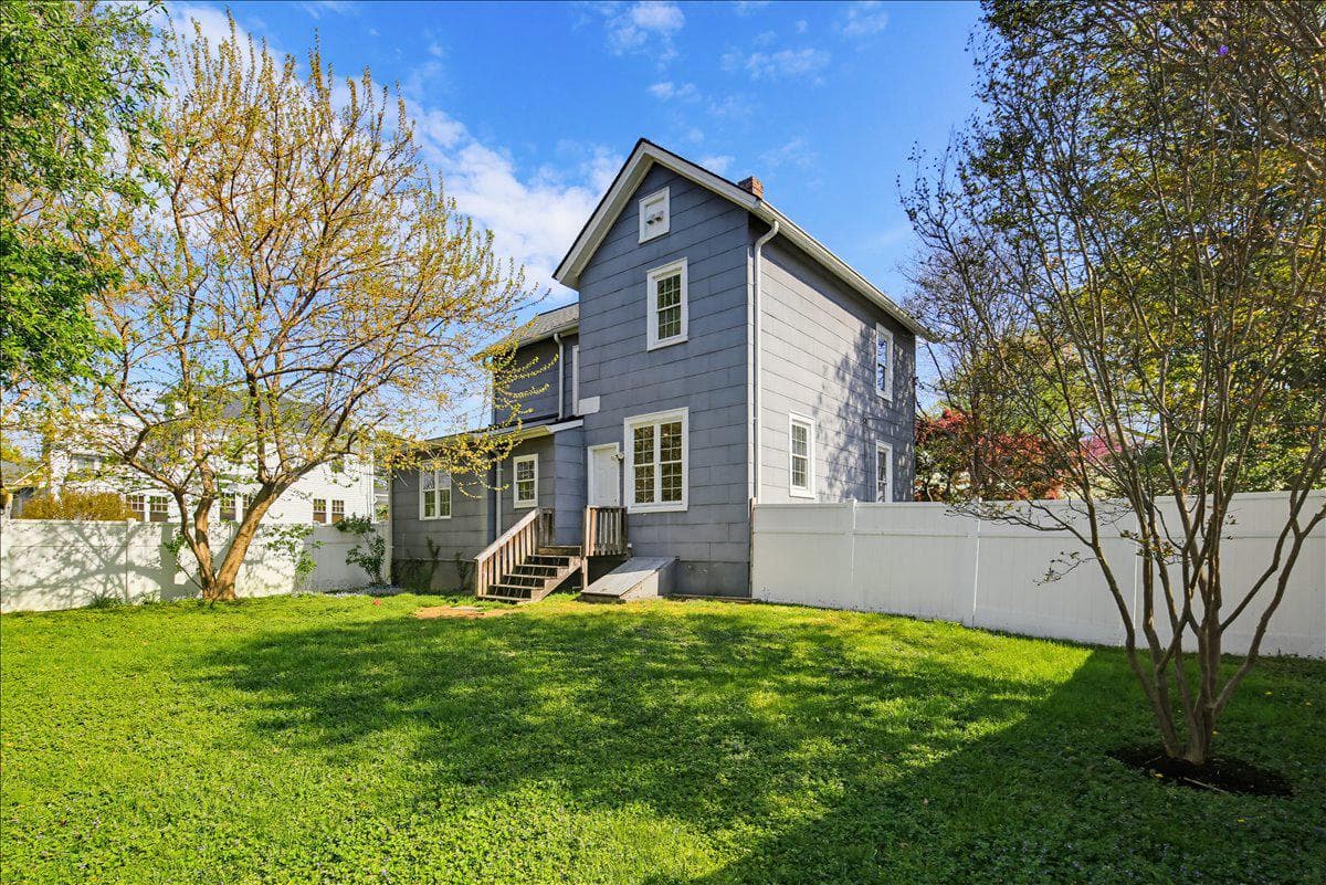 328 Laurel Avenue photo 49