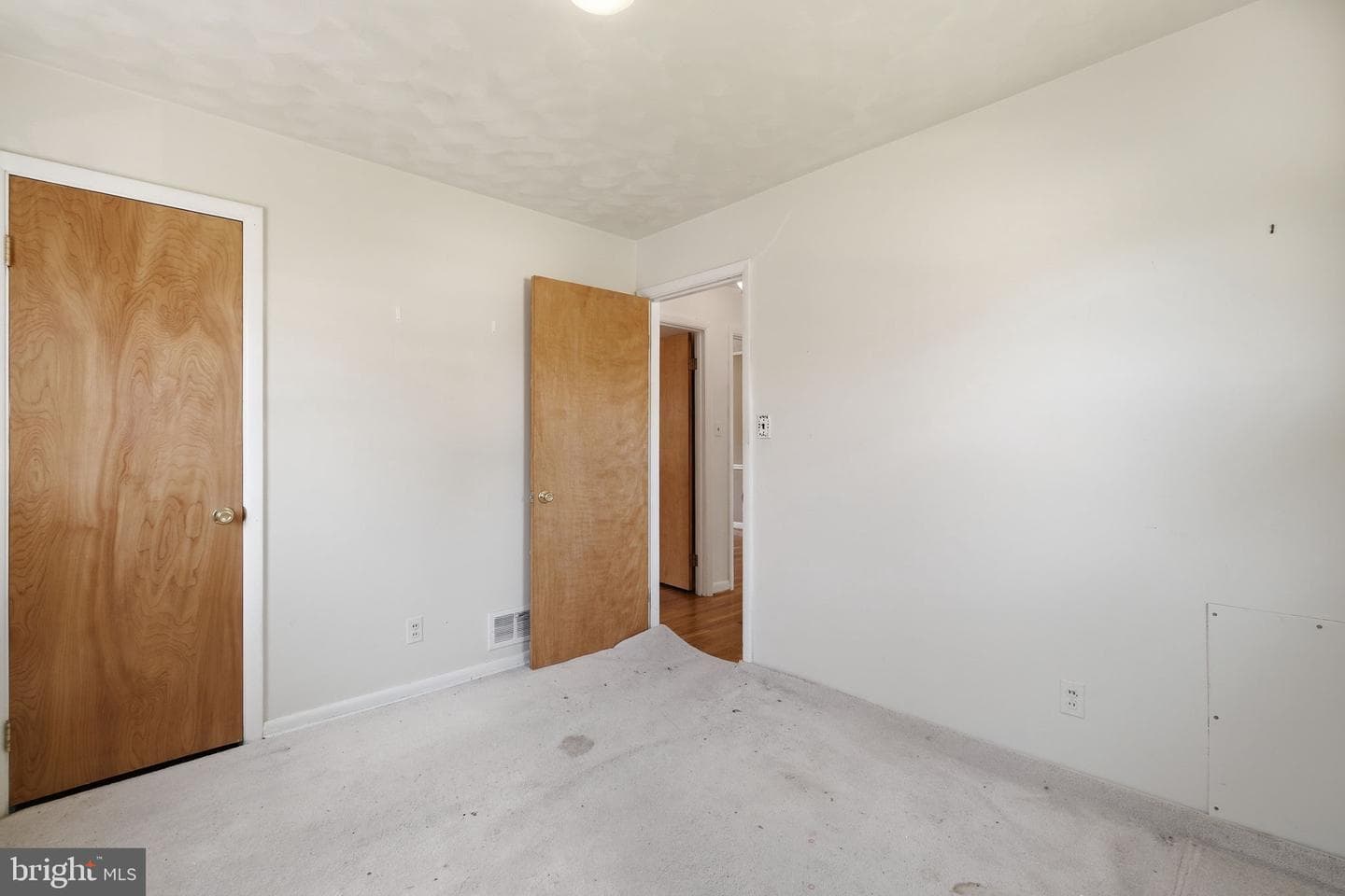 9205 4th Street photo 19