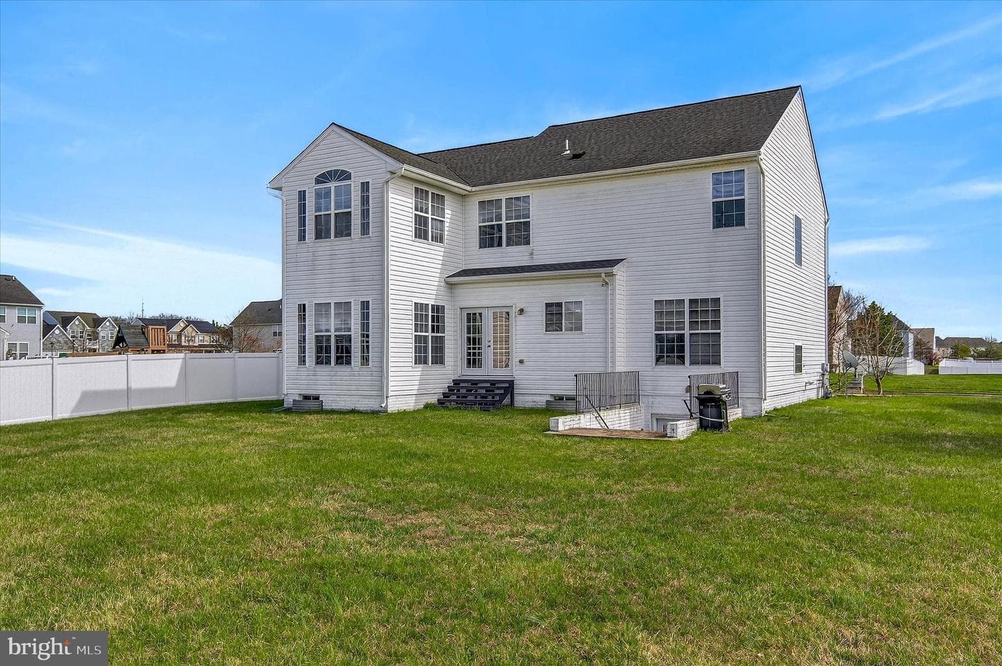7504 White Plains Lane photo 38