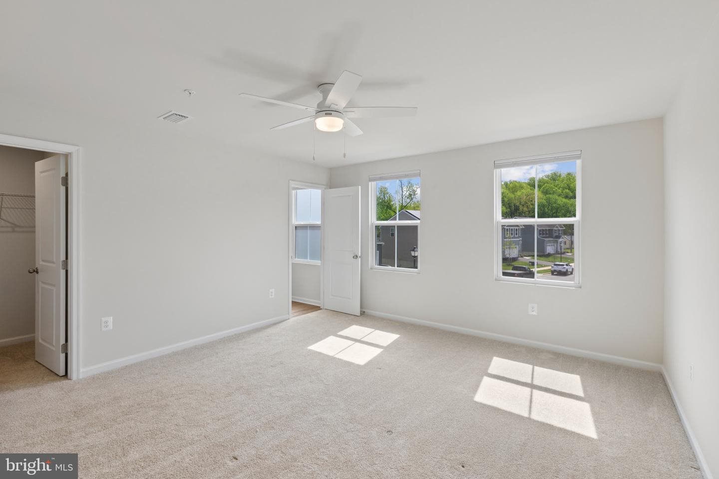1100 Shumi Court photo 20