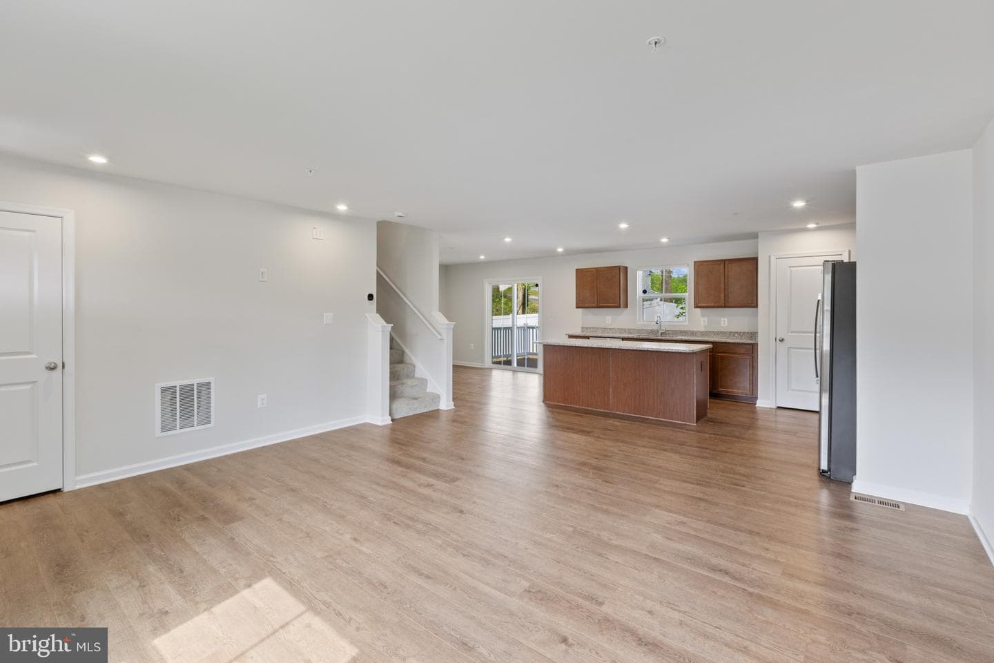 1100 Shumi Court photo 7