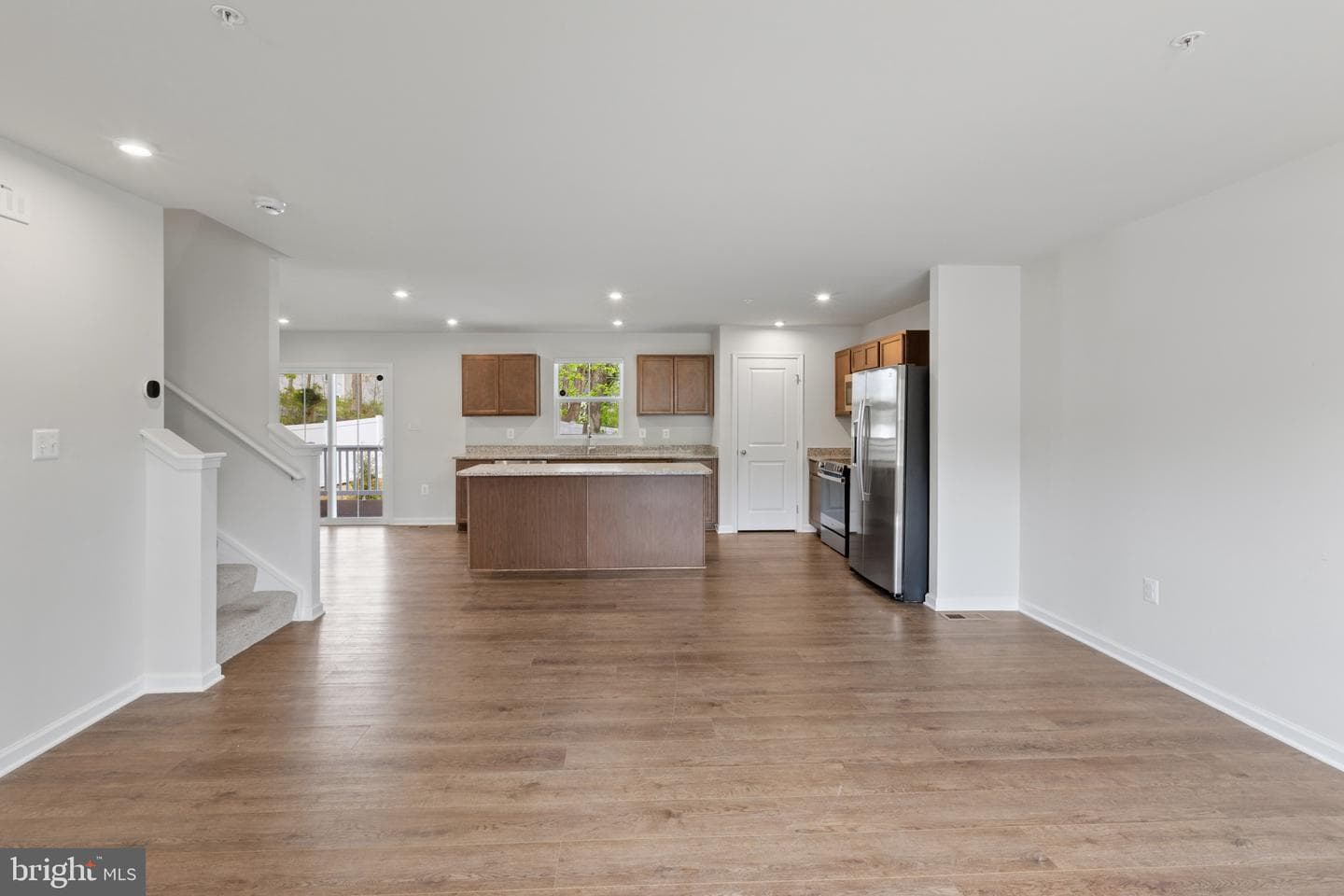 1100 Shumi Court photo 9