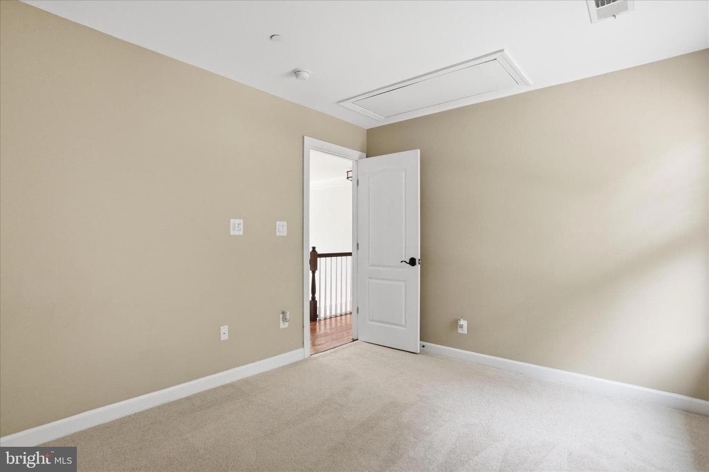 16603 Mannington Road photo 36