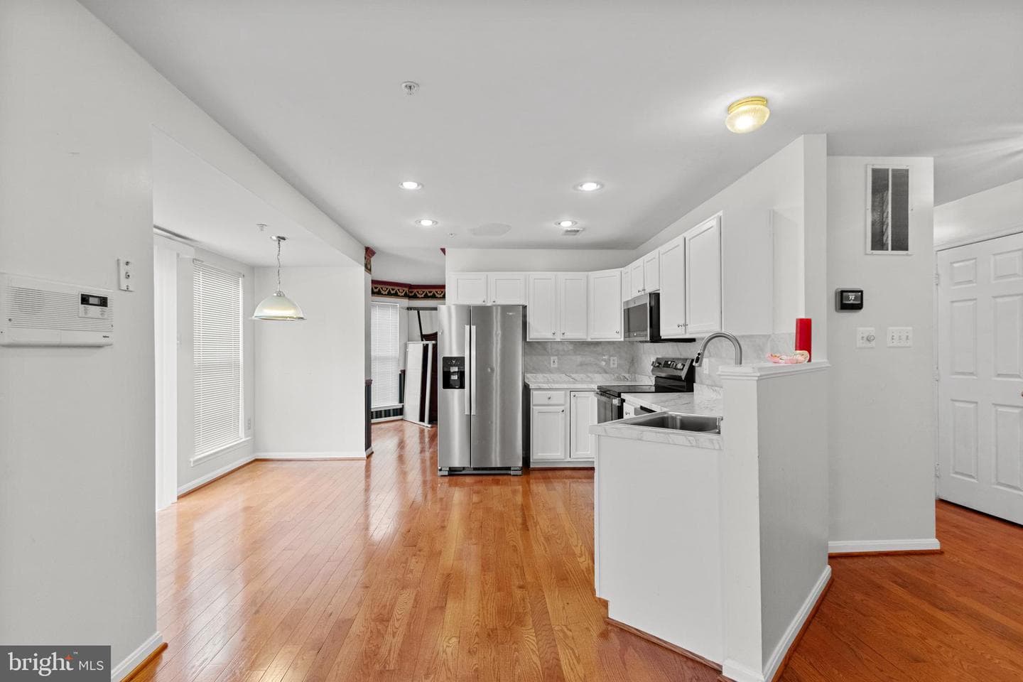 1308 Dakota Drive photo 2