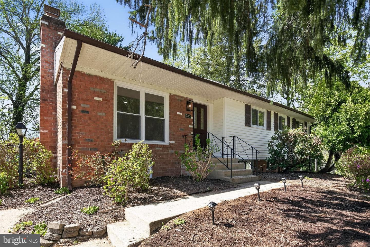 7303 Epping Avenue photo 31