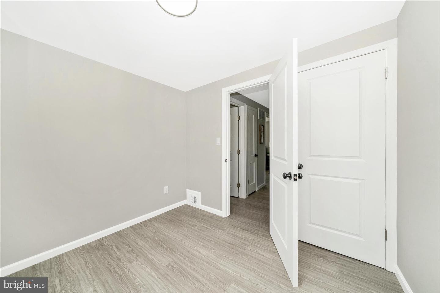 3217 Culver Street photo 43