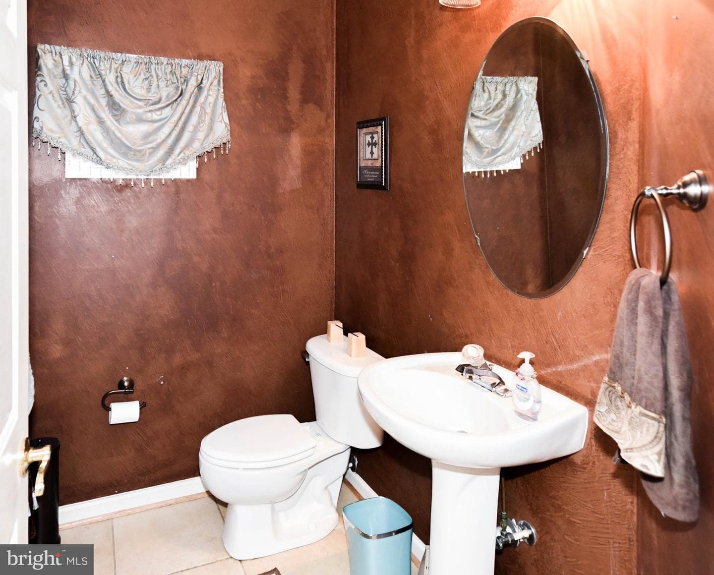 3208 Clavier Place photo 10
