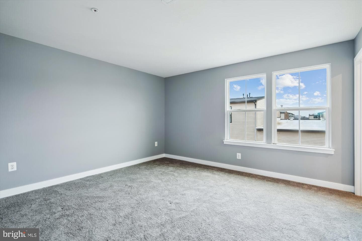 2824 Lewis Avenue photo 15
