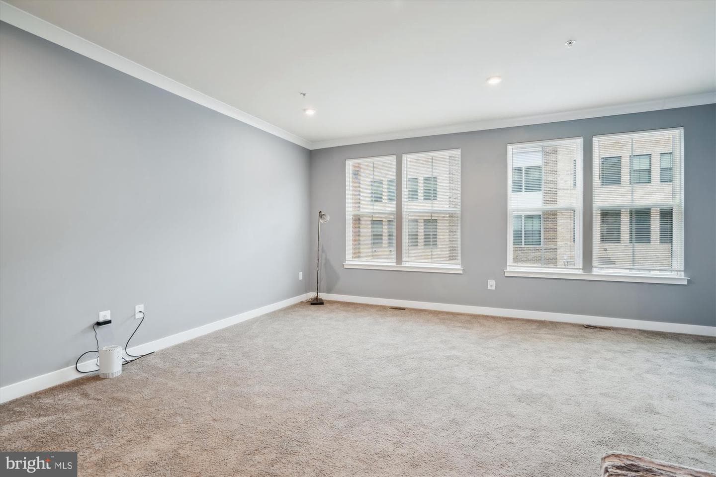 2824 Lewis Avenue photo 19