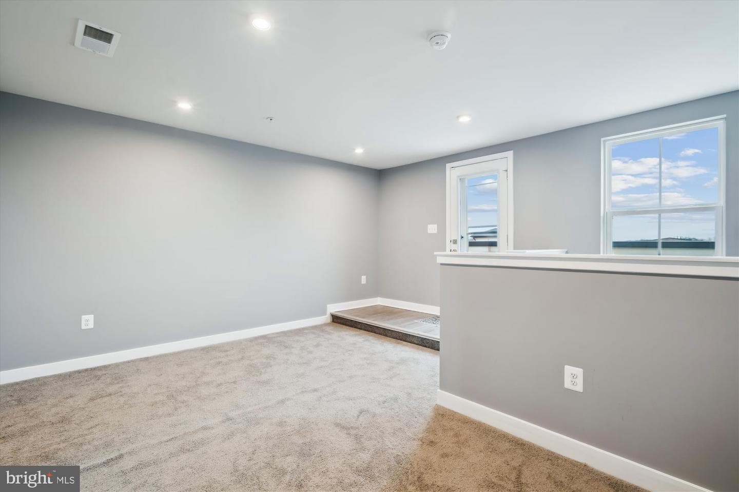 2824 Lewis Avenue photo 27